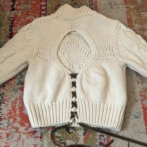 ZARA OPEN BACK CABLE KNIT SWEATER. Ivory. Size M